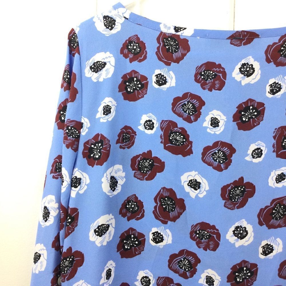 LOFT Baby Blue Floral Button Cuff Blouse - MP‎ - Picture 11 of 12
